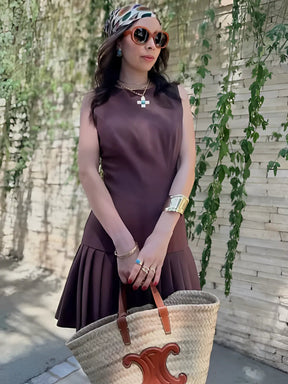 Vestido Feminino Curto com Decote Redondo e Barra Plissada - Luna